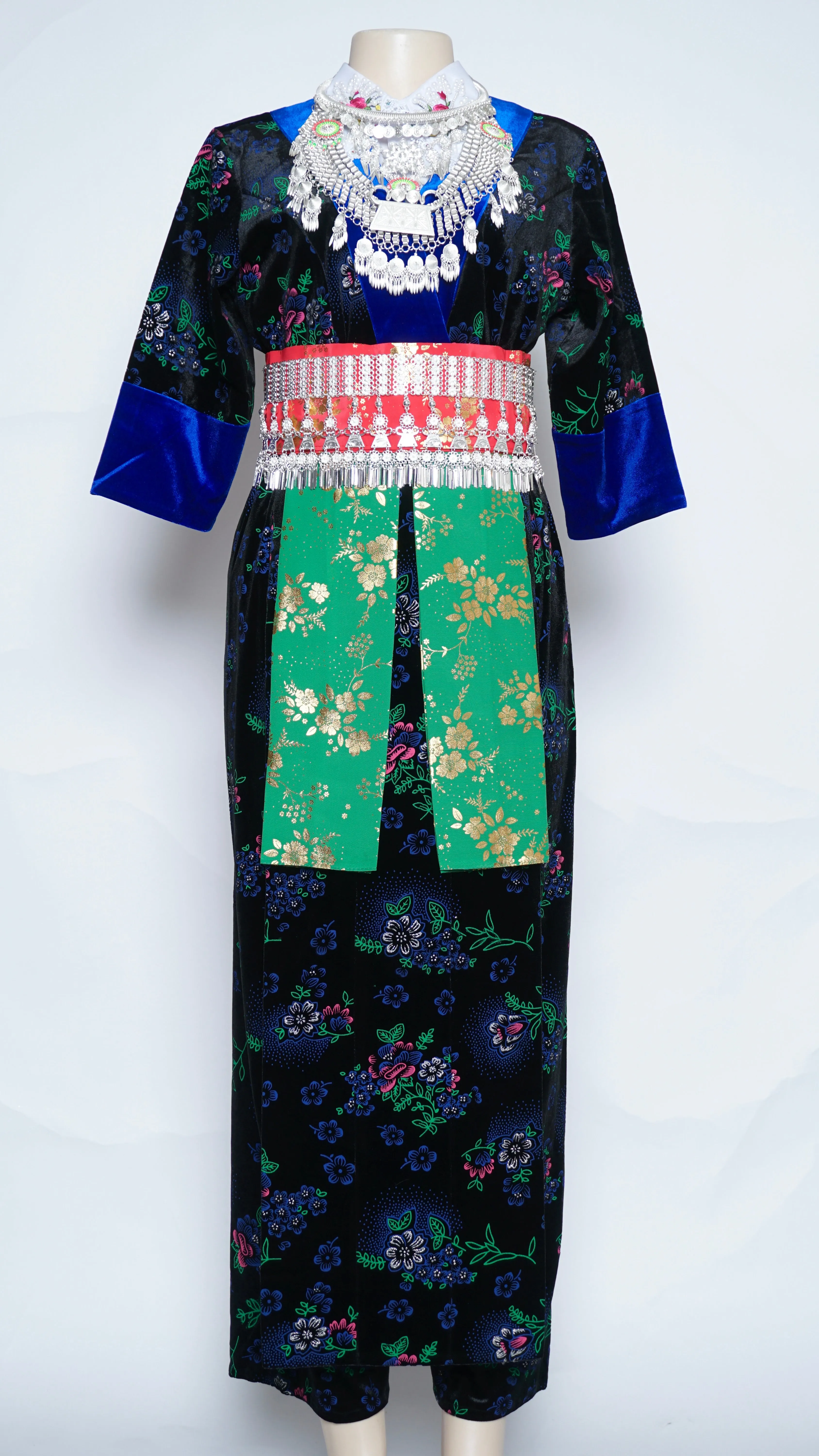 Hmong Xeev Blue/Pink Floral Velvet