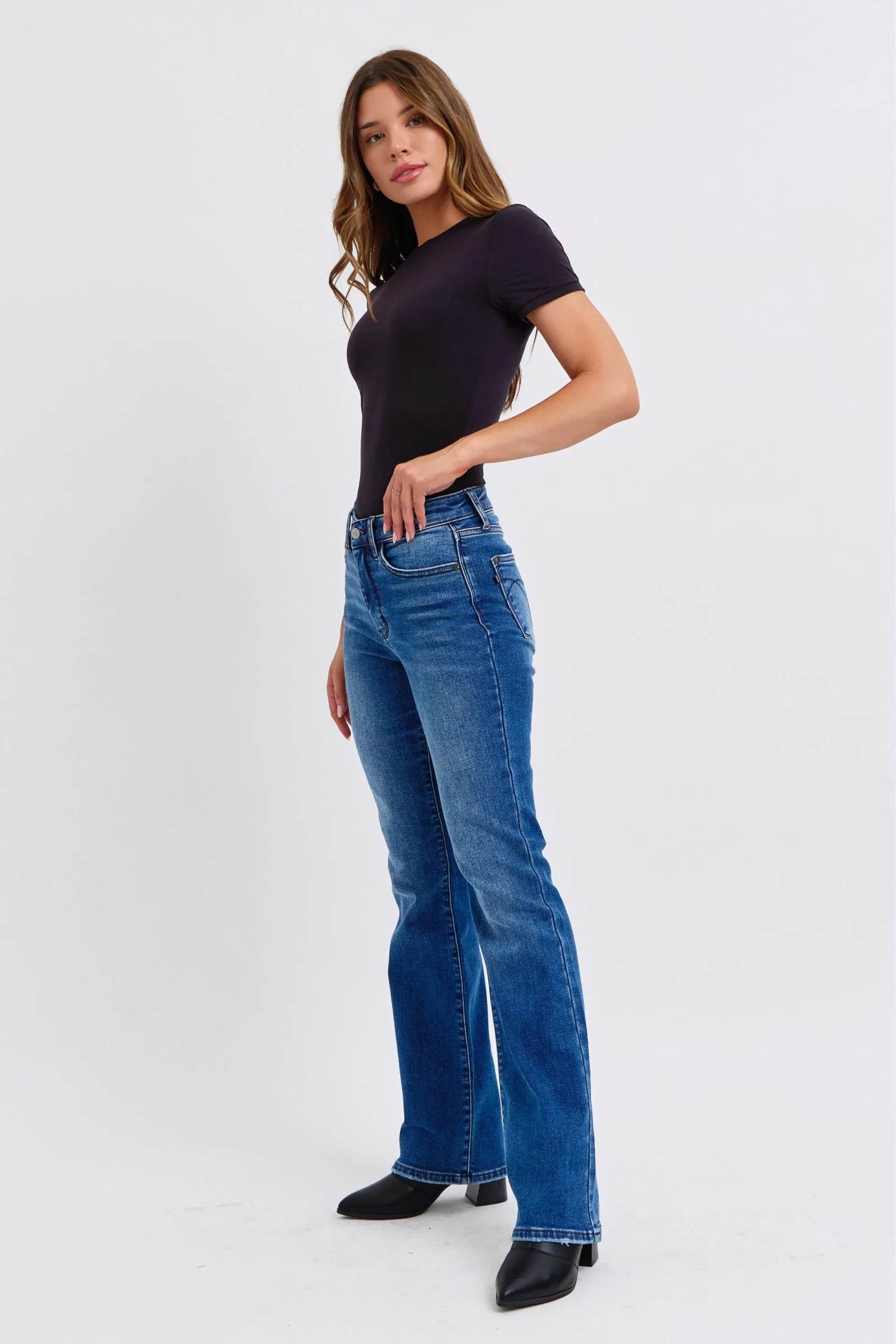 Judy Blue Mid Rise Thermal Bootcut Denim Jeans 82621