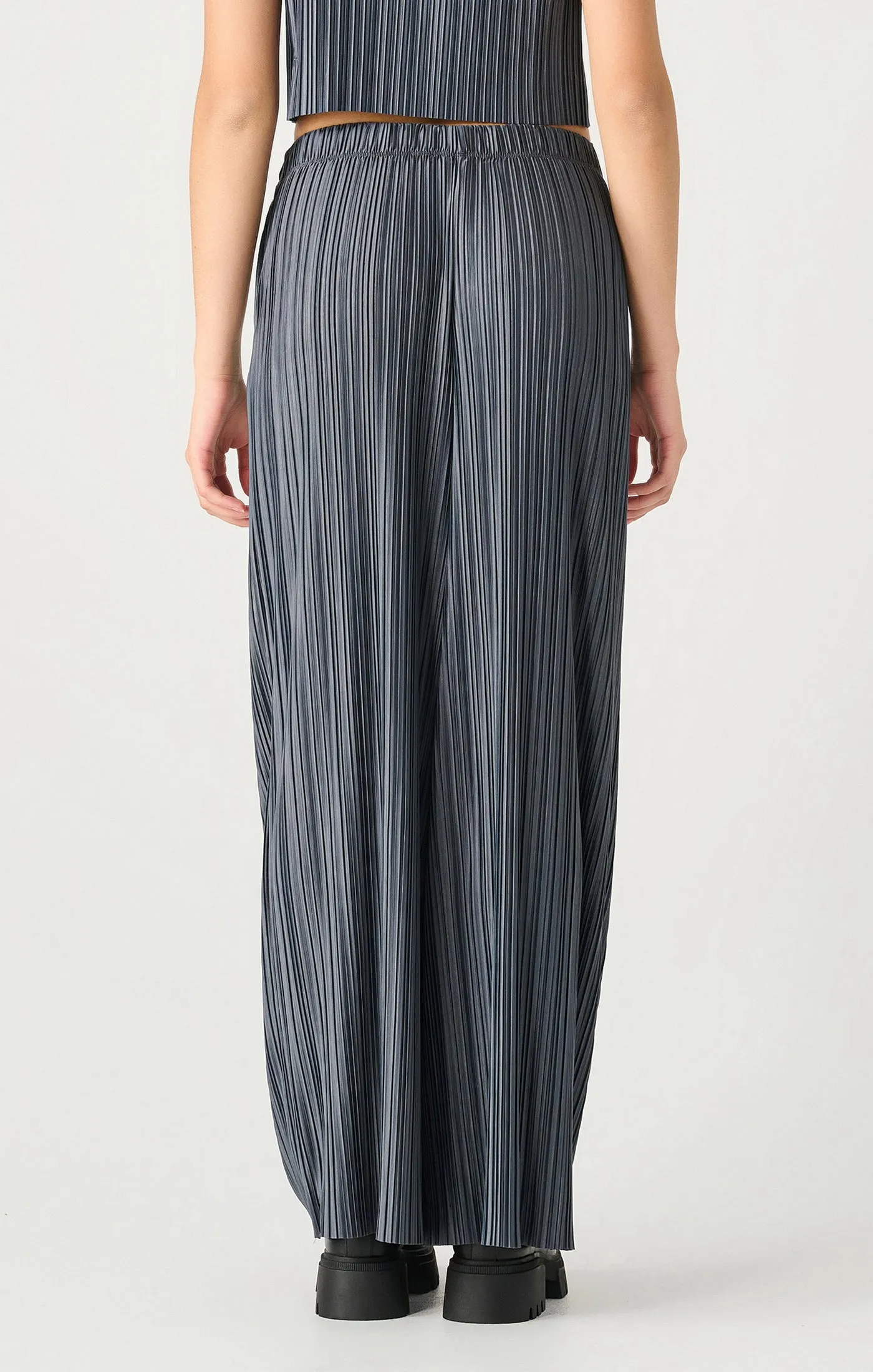 Kaleigh Pull-On Pleated Pants