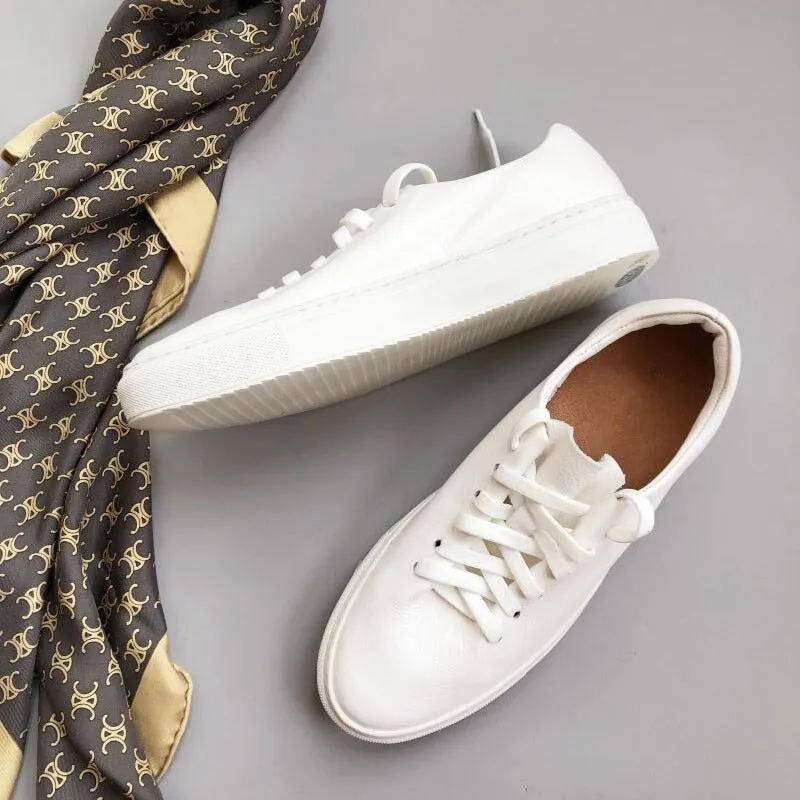 Leather Flat Sneakers for Women Low-top Lace Up for Spring/Summer/Fall in White/Khaki