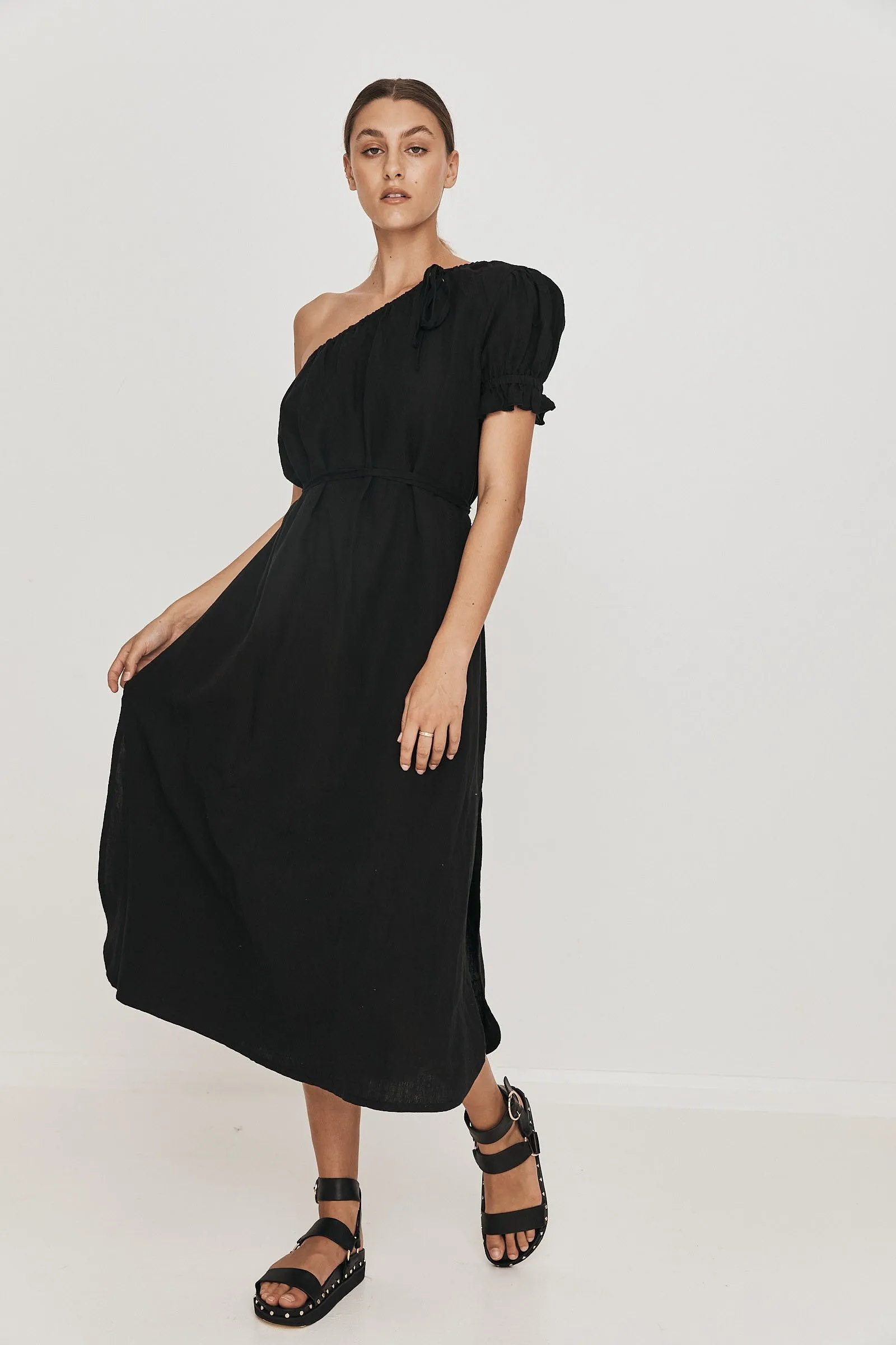 Mara Gown in Black