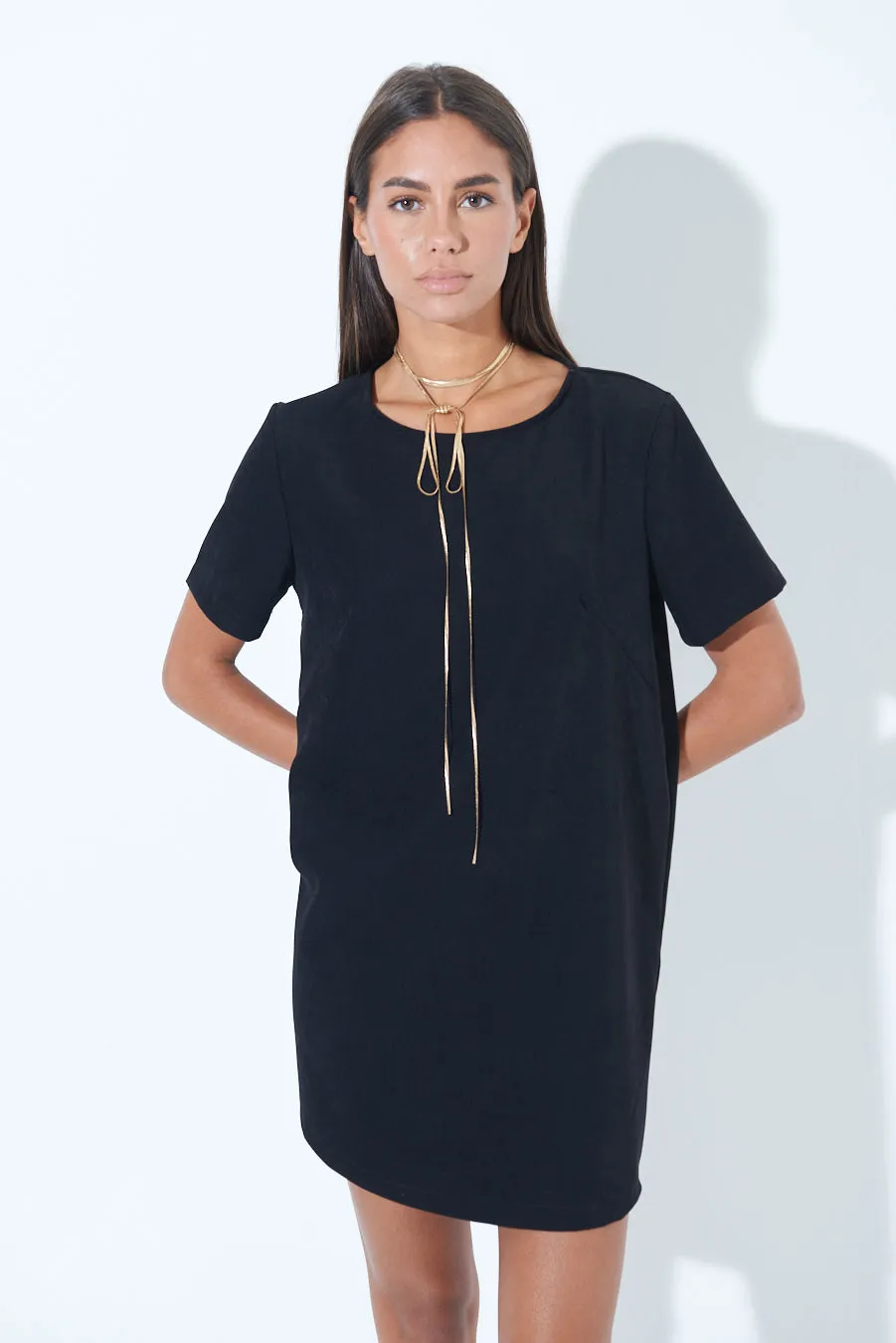 Minimalist short sleeve shift dress wholesale