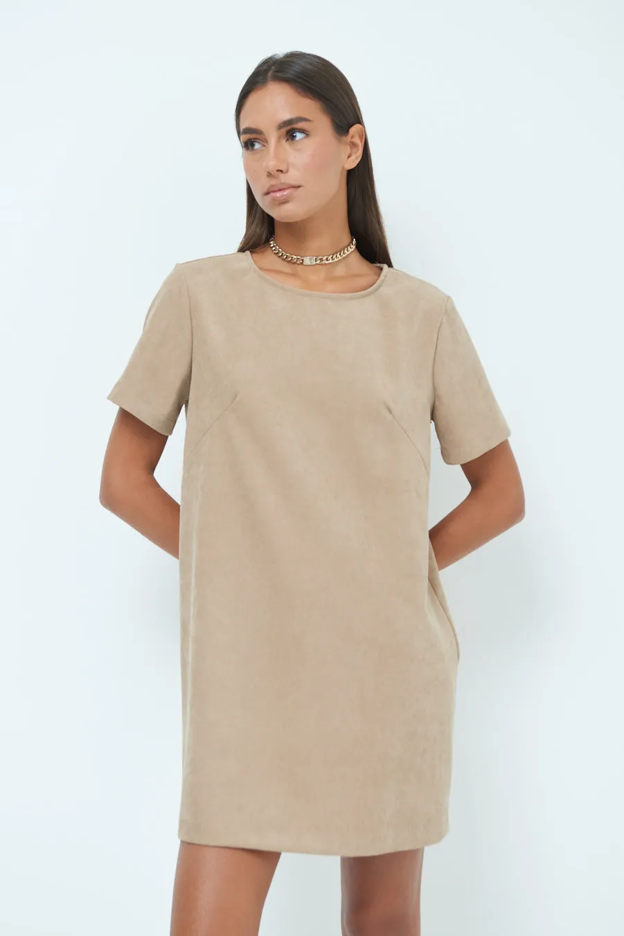 Minimalist short sleeve shift dress wholesale