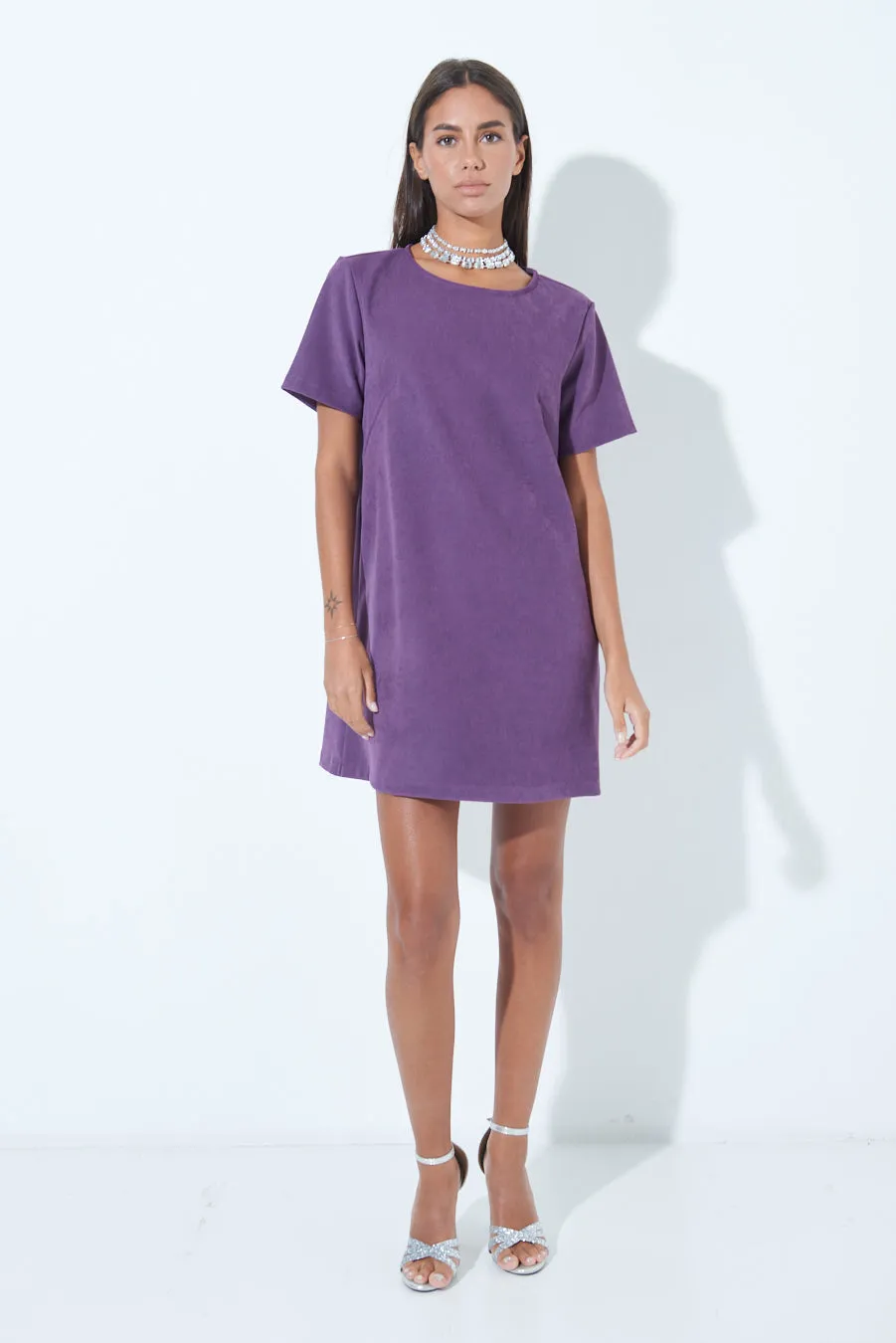 Minimalist short sleeve shift dress wholesale