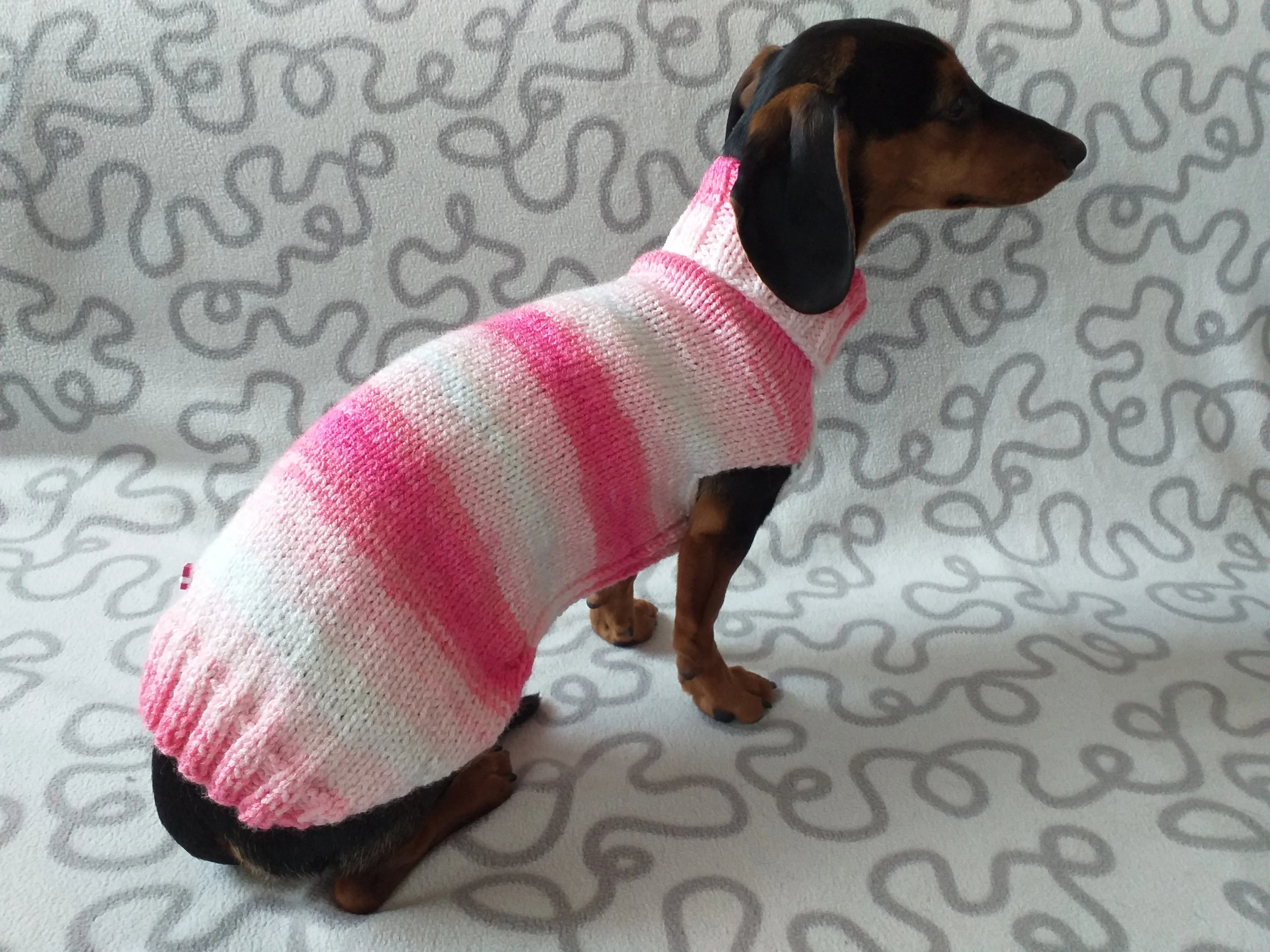 Pink melange batik sweater for dog, Dachshund Sweater, Dog Clothes, Dog sweater, Dachshund clothes, Wiener dog clothes, Winter dog sweater