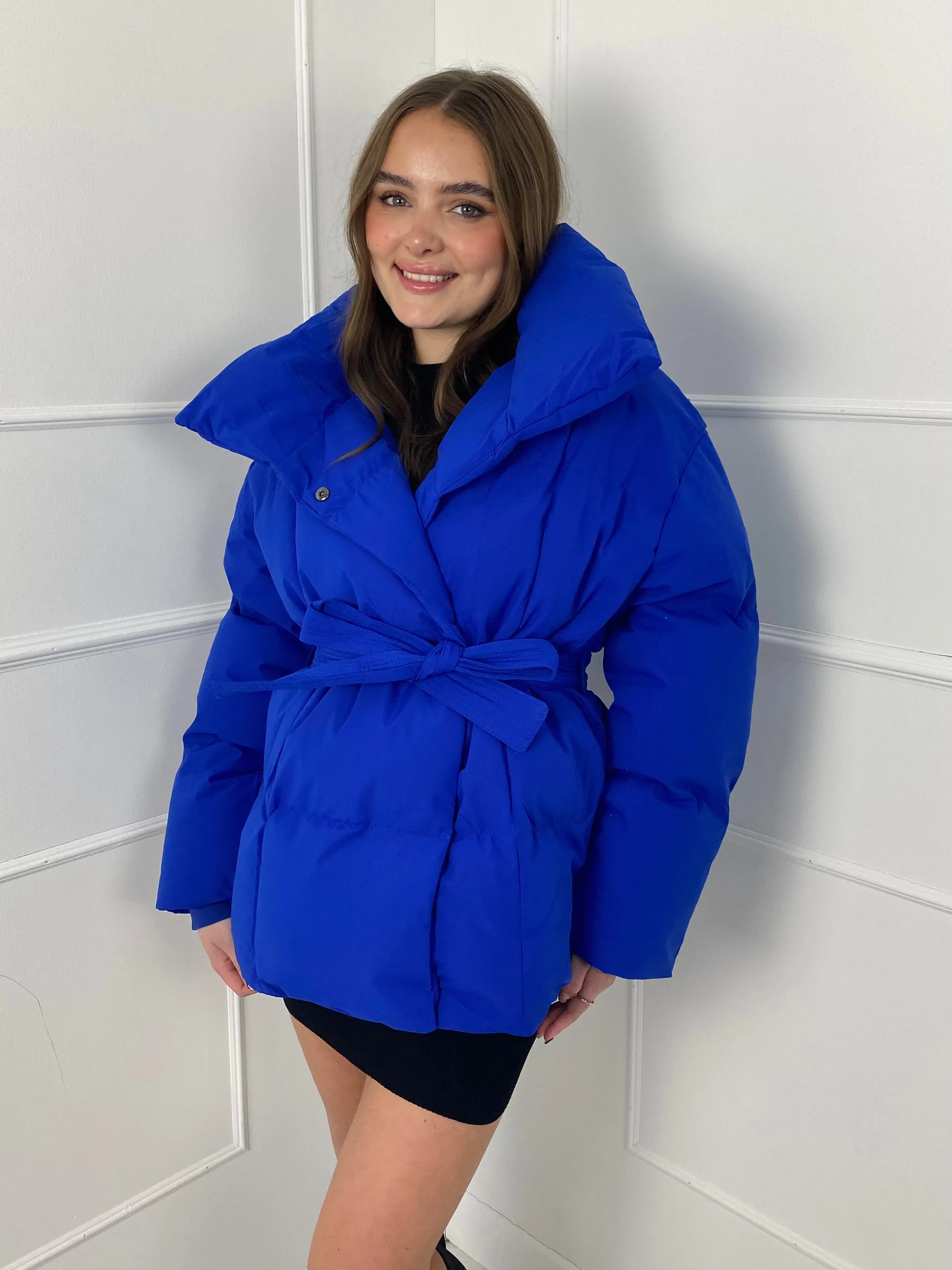 Short Belted Puffer Jacket - Royal Blue