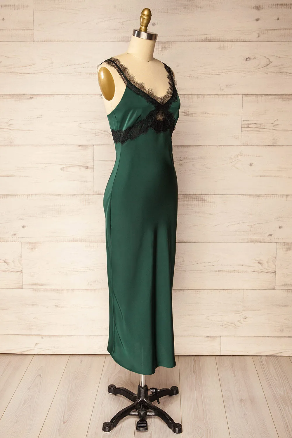 Valencienne | Green Satin Dress w/ Black Lace